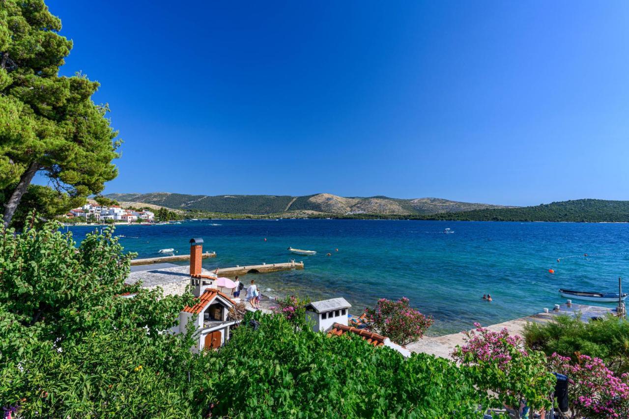 Apartment Seaside Жаборич Экстерьер фото